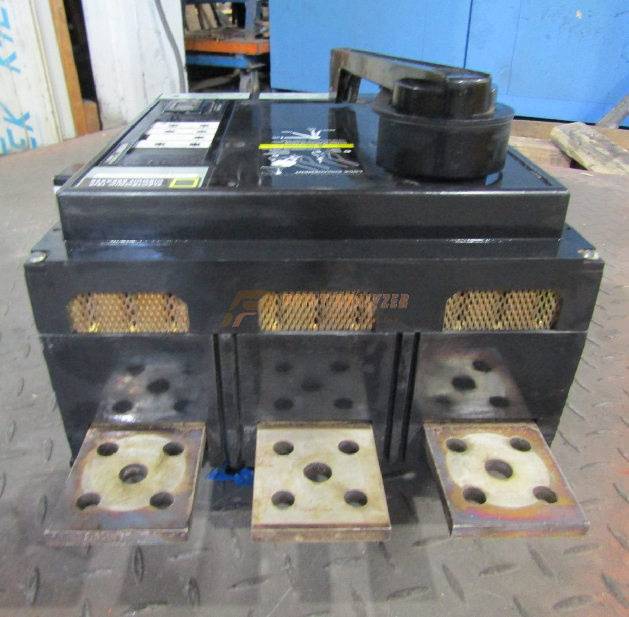 SQUARE D 2000A Circuit Breaker for 600 VAC Use - Point Analyzer