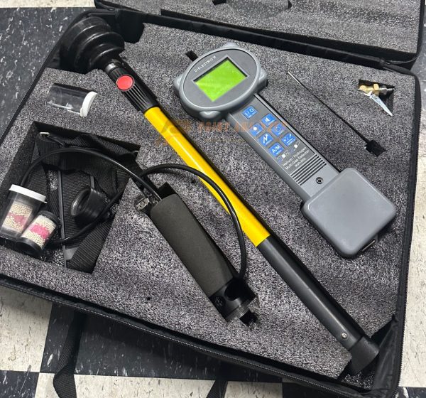 2002 Rugged Helium & Hydrogen Sniffer Leak Detector